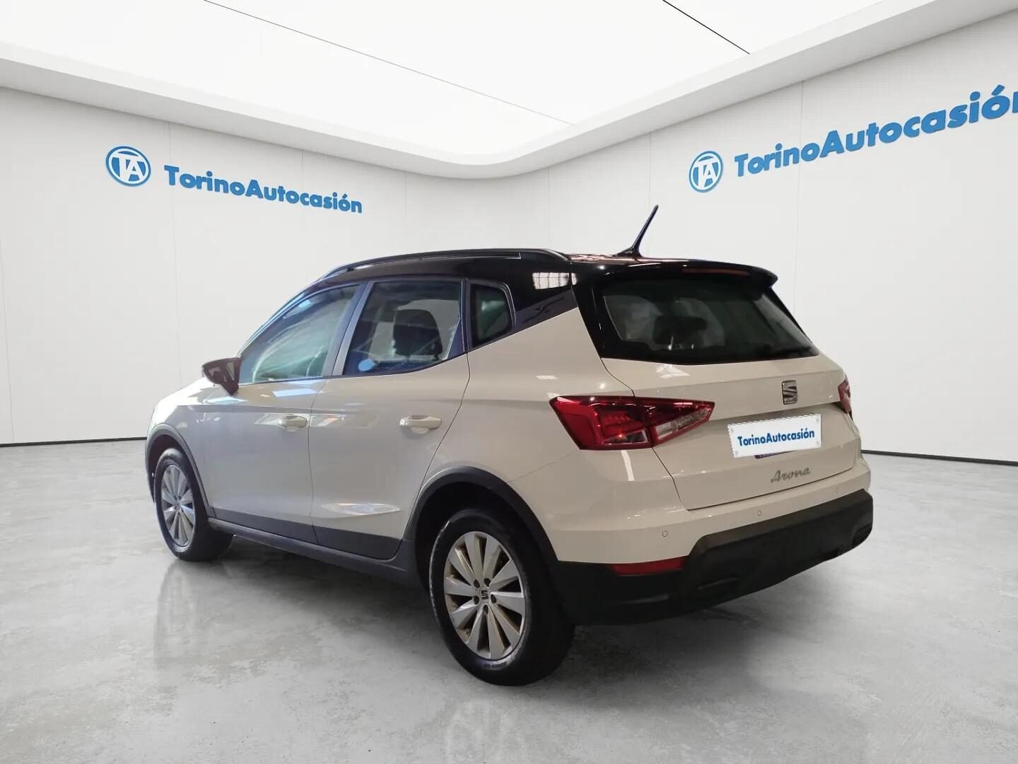 SEAT ARONA XPERIENCE