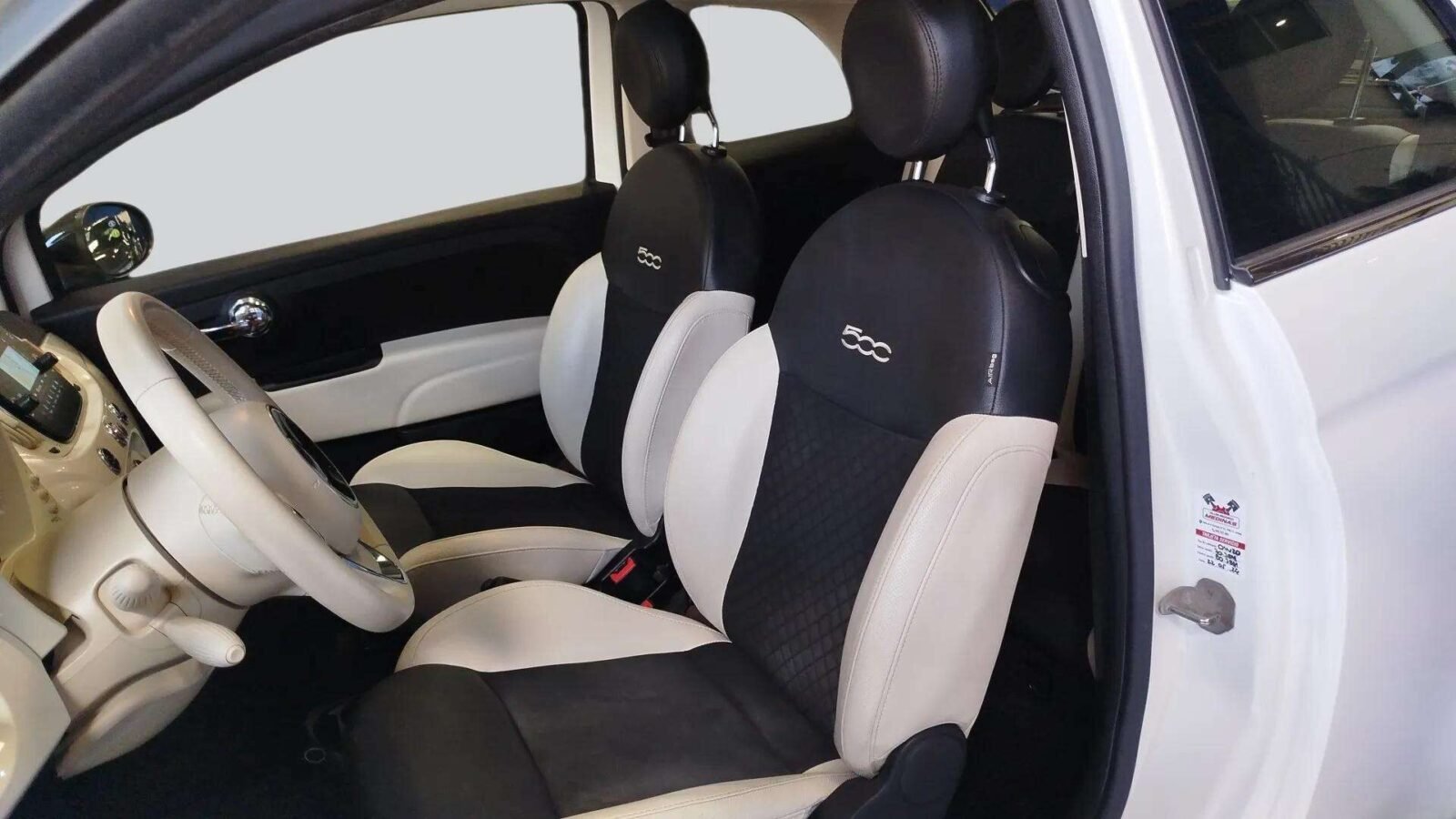 FIAT 500 DOLCEVITA HYBRID