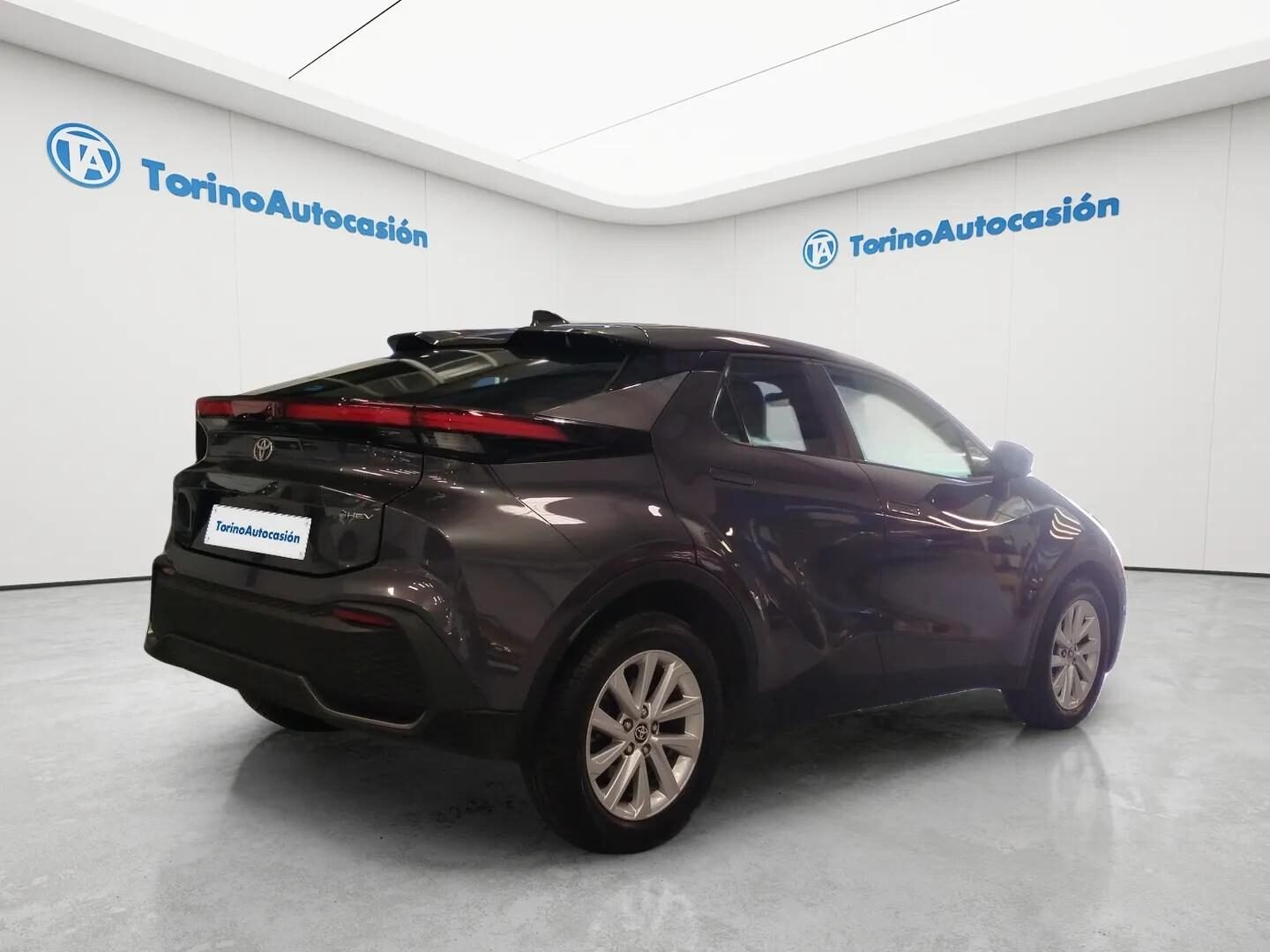 TOYOTA C-HR ACTIVE