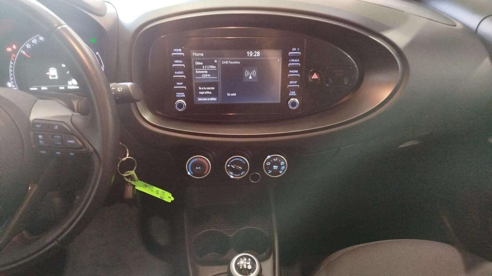 TOYOTA AYGO X ACTIVE