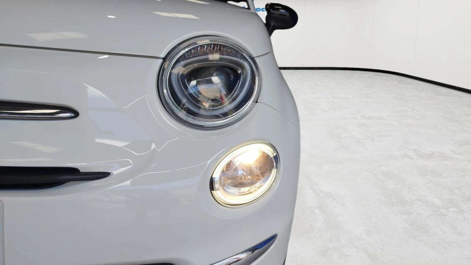 FIAT 500 DOLCEVITA HYBRID