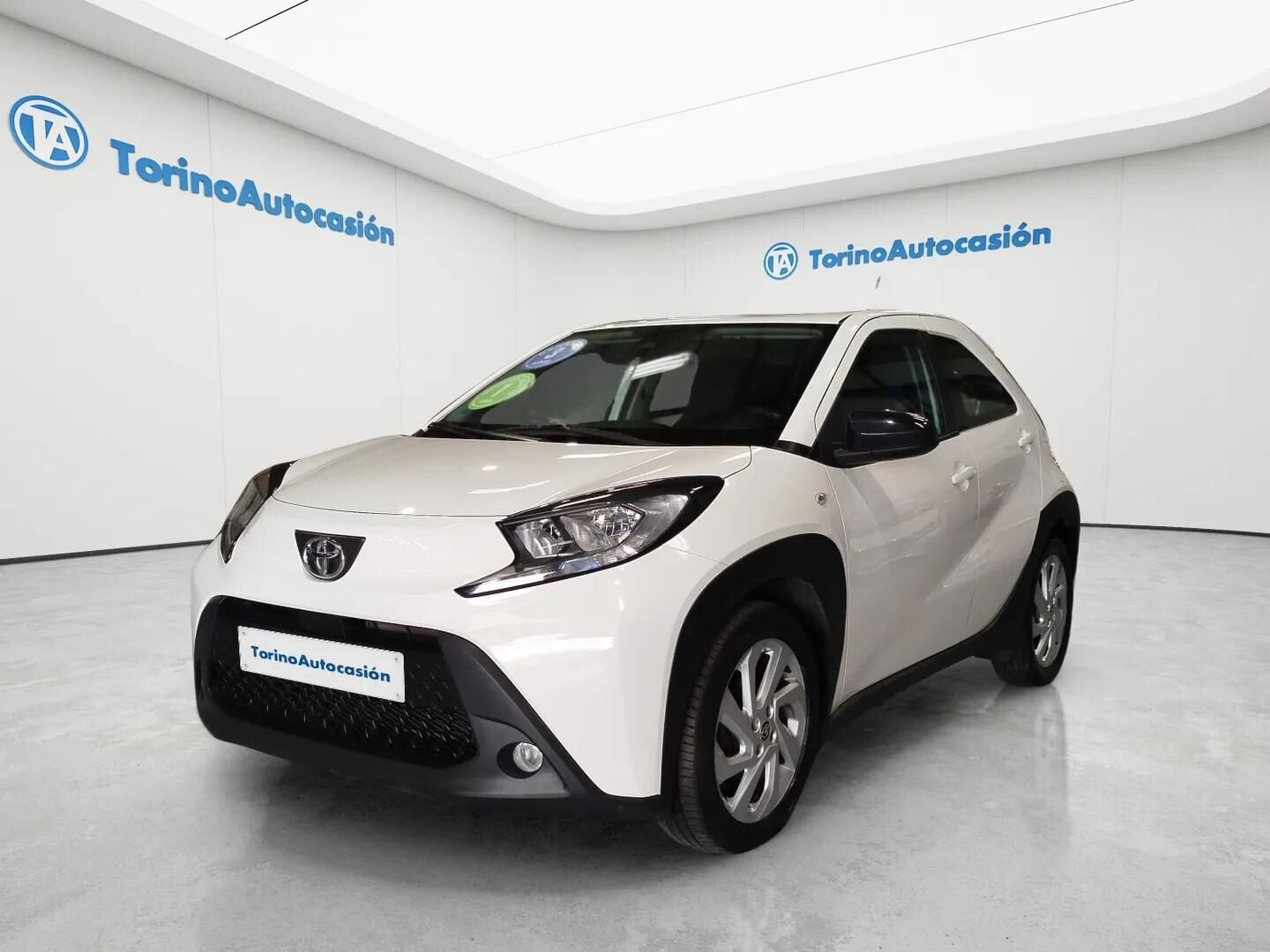 TOYOTA AYGO X ACTIVE