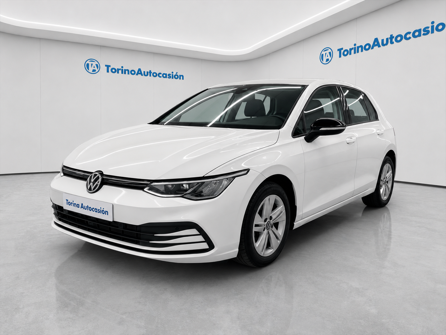 VOLKSWAGEN GOLF 8 ADVANCE
