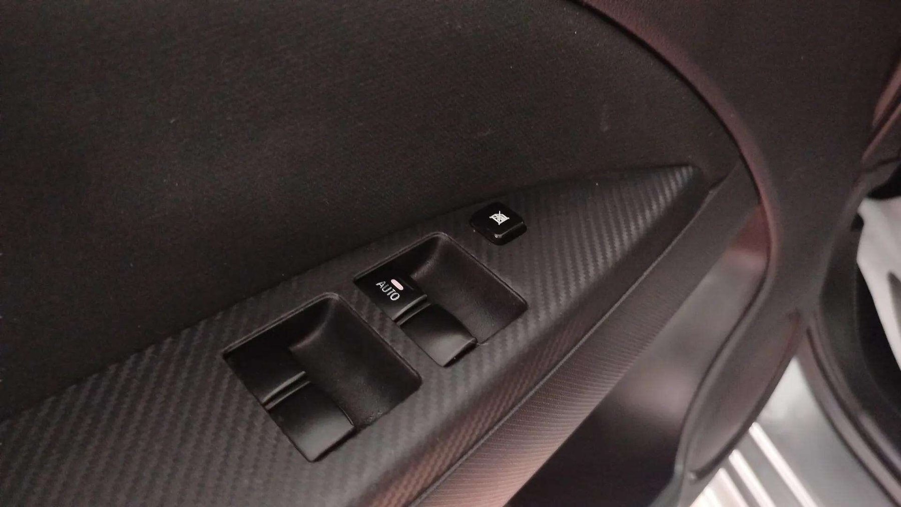 MITSUBISHI SPACE STAR SPORT