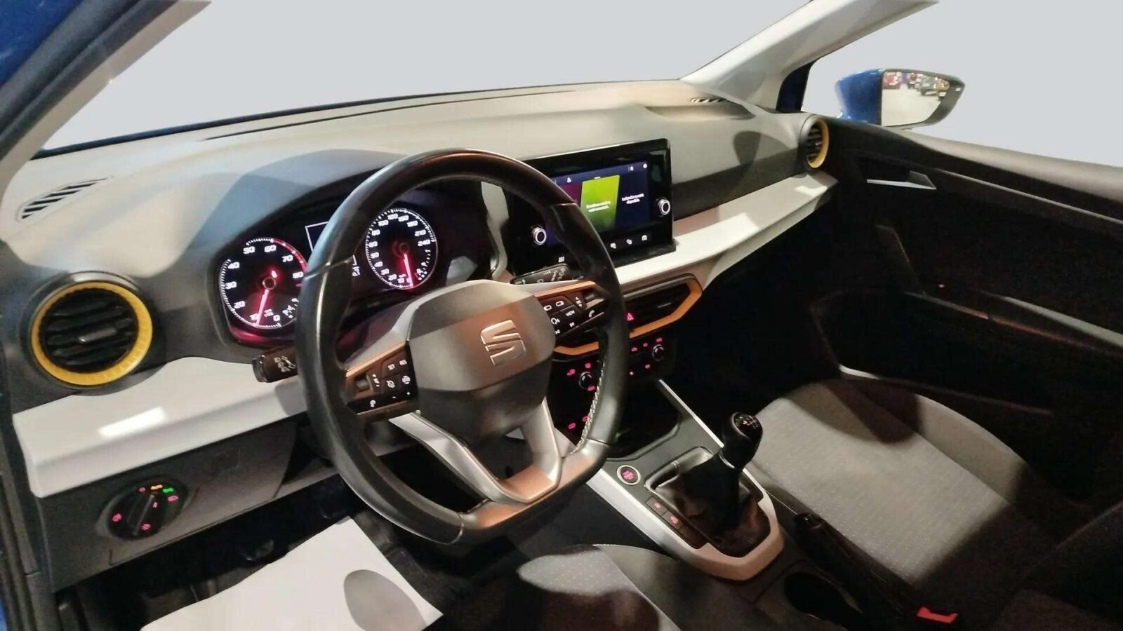 SEAT ARONA XPERIENCE